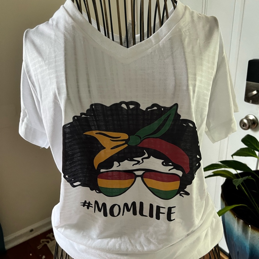Gildan White V-Neck Ladies T-Shirt